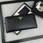 スーパーコピーブラダ財布